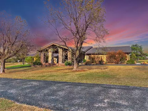 2625 W Washington Ave, Piedmont, OK 73078