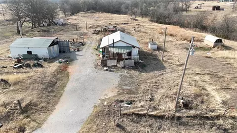 24934 E County Road 1550, Maysville, OK 73057