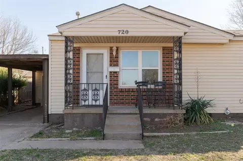 720 S Santa Fe Dr, Edmond, OK 73003