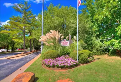 832 Red Bird Ln, Norman, OK 73072