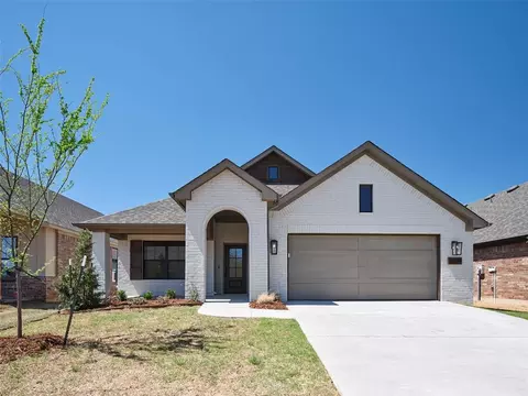 16309 Blackberry Farm Rd, Oklahoma City, OK 73013