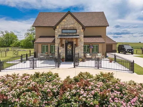 14985 White Oak Ln, Shawnee, OK 74804