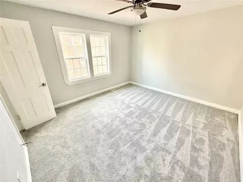 Bedroom - 1016 E Cypress St, Altus, OK 73521 photo 1 of 6