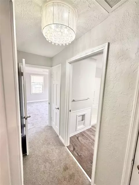 Entry Way - 1016 E Cypress St, Altus, OK 73521 photo 1 of 2