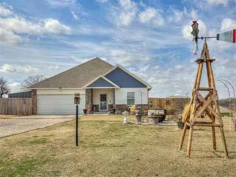 15952 Prairie Rose Dr, Mcloud, OK 74851
