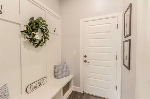 Entry Way - 9408 SW Megans Way, Mcloud, OK 74851 photo 1 of 1