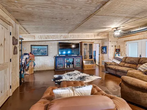 Living - 9505 E Mcelroy Rd, Stillwater, OK 74075 photo 4 of 4