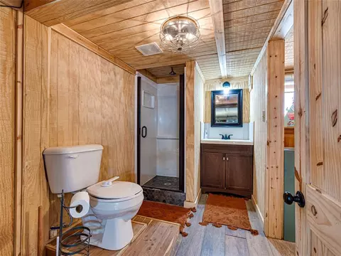 Bath - 9505 E Mcelroy Rd, Stillwater, OK 74075 photo 2 of 2
