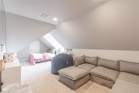 Bedroom - 1700 Pendleton Pl, Moore, OK 73160 photo 7 of 8