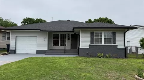 1206 Monroe Dr, Shawnee, OK 74804