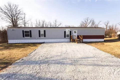 108 Blue Cedar Cir, Shawnee, OK 74804