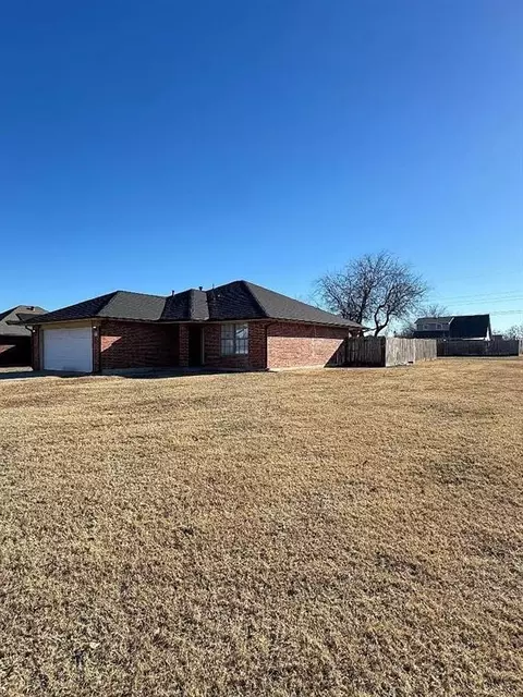344 NW 121st St, Oklahoma City, OK 73114