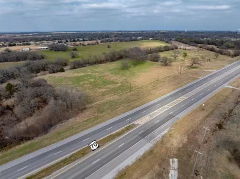 17266 Us Highway 70, Lone Grove, OK 73443
