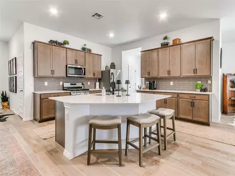 9021 NW 149th Ter, Yukon, OK 73099
