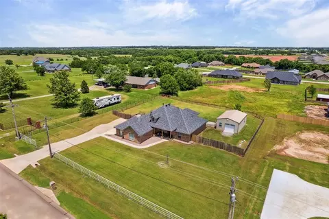 10667 N Kickapoo Ave, Shawnee, OK 74804 photo 2