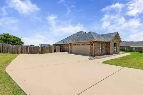 10667 N Kickapoo Ave, Shawnee, OK 74804 photo 31