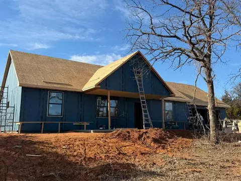 7735 Old Oak Trl, Guthrie, OK 73044