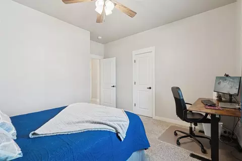 Bedroom - 3475 Turtle Hl, Guthrie, OK 73044 photo 5 of 5