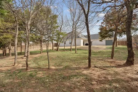 Exterior - 3475 Turtle Hl, Guthrie, OK 73044 photo 6 of 7