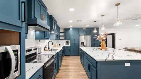 Kitchen - 14101 Iron Rd, Mcloud, OK 74851 photo 4 of 5