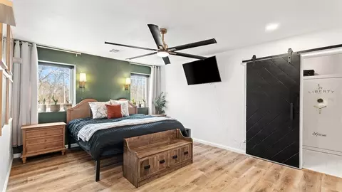Bedroom - 14101 Iron Rd, Mcloud, OK 74851 photo 1 of 5