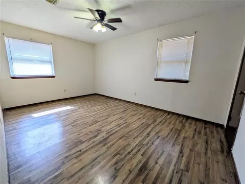 126 Pickard Dr, Mcloud, OK 74851 photo 8