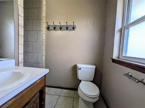 126 Pickard Dr, Mcloud, OK 74851 photo 7