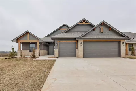 632 Honey Springs Ln, Shawnee, OK 74804