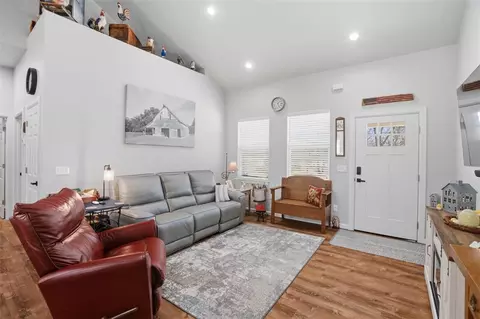 Other - 319 E Cedar Dr, Tuttle, OK 73089 photo 8 of 9