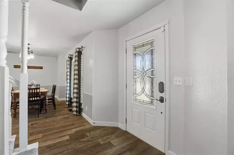 Entry Way - 319 E Cedar Dr, Tuttle, OK 73089 photo 1 of 3