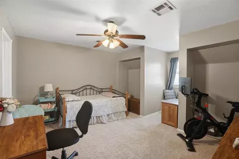 Bedroom - 319 E Cedar Dr, Tuttle, OK 73089 photo 2 of 4