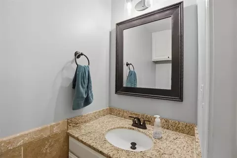 Bath - 319 E Cedar Dr, Tuttle, OK 73089 photo 1 of 7