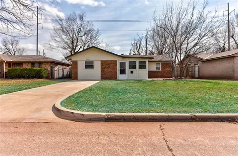 2124 Marshall Dr, Edmond, OK 73013