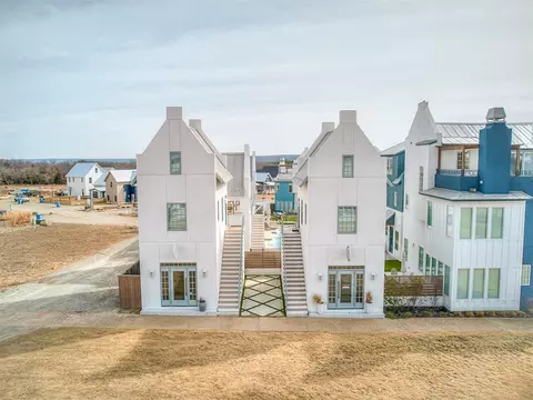 53 Lower Greenway #C, Carlton Landing, OK 74432