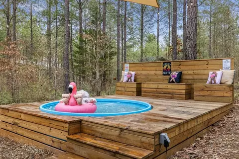 Exterior - 116 Hickory Ridge Rd, Broken Bow, OK 74728 photo 7 of 10