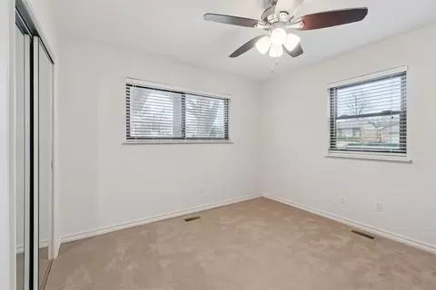 Bedroom - 712 E 27th Pl, Edmond, OK 73013 photo 3 of 9