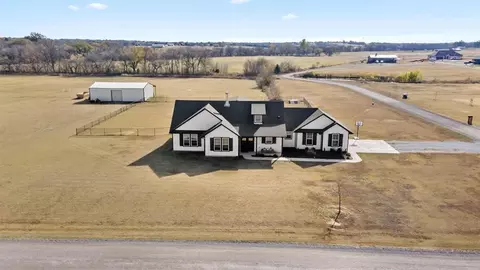 22566 Ranch Rd, Purcell, OK 73080