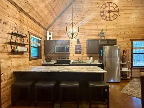 Kitchen - 8 Valor Ct, Broken Bow, OK 74728 photo 1 of 2