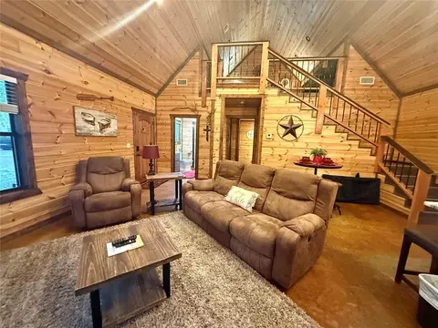 Living - 8 Valor Ct, Broken Bow, OK 74728 photo 2 of 2
