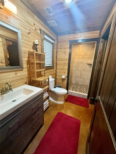 Bath - 8 Valor Ct, Broken Bow, OK 74728 photo 1 of 3