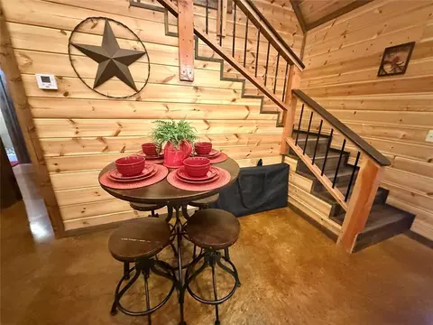 Dining - 8 Valor Ct, Broken Bow, OK 74728 photo 1 of 1