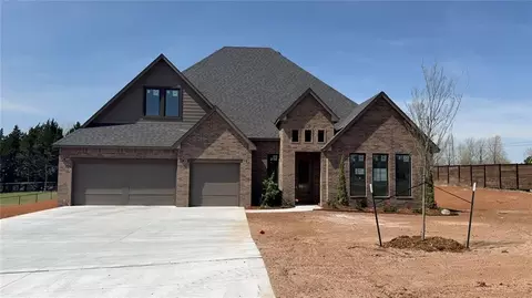 9001 Prairie Farms Dr, Mustang, OK 73064