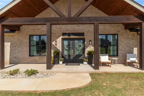 1074 Fawn Meadow Dr, Blanchard, OK 73010