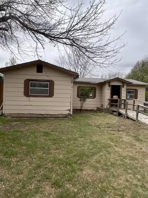 2512 SW H Ave, Lawton, OK 73505