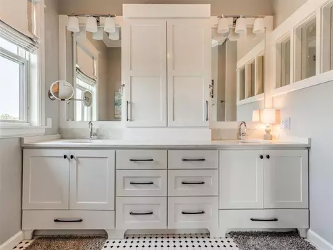 Bath - 30 Park St #C, Carlton Landing, OK 74432 photo 1 of 6