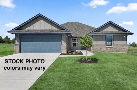 10652 SW 18th St, Yukon, OK 73099