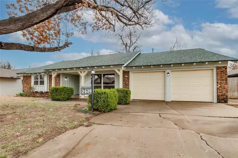 2620 Berkshire Way, The Village, OK 73120