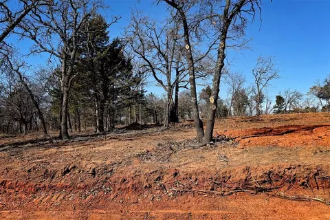 2000 Liberty Lake Trl, Guthrie, OK 73044