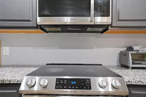 Kitchen - 3713 Regal Dr, Altus, OK 73521 photo 4 of 4