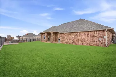 Exterior - 3713 Regal Dr, Altus, OK 73521 photo 6 of 6